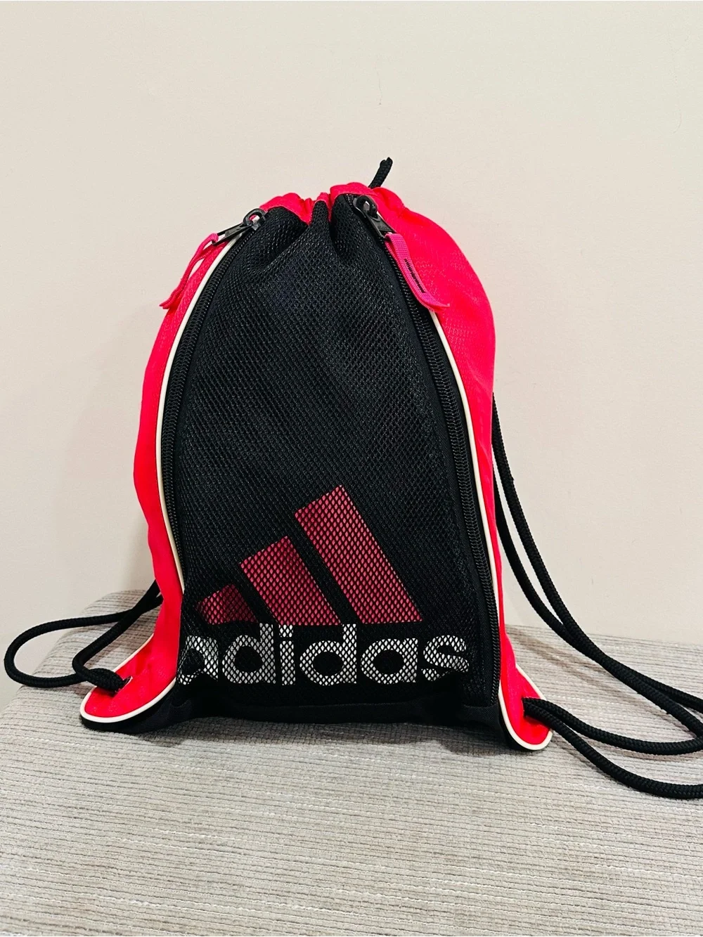 Adidas‎ Drawstring Sack 15x12 Red Black White Backpack Bag Pull String